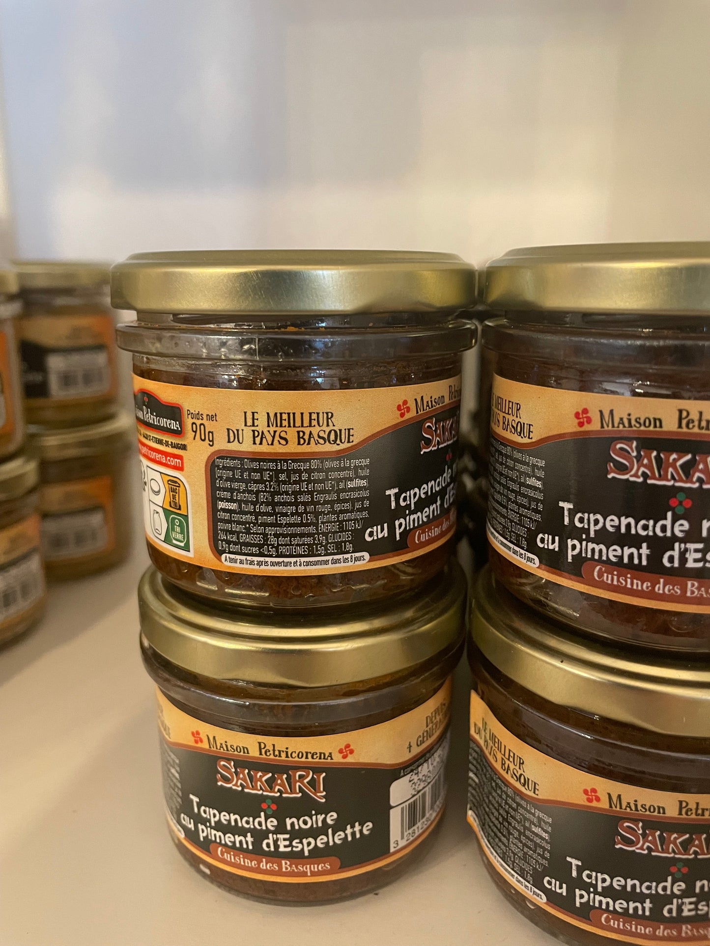 Tapenade  noire au piment d’Espelette 90g « SAKARI »